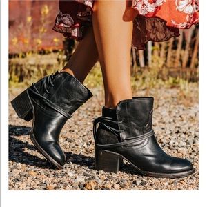 Freebird Casey Boots- BLACK